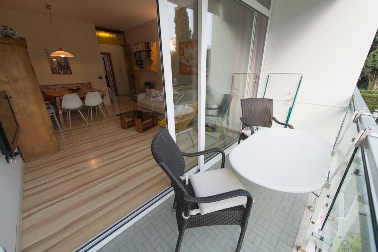 Appartement Lago Blu Рива дел Гарда Екстериор снимка